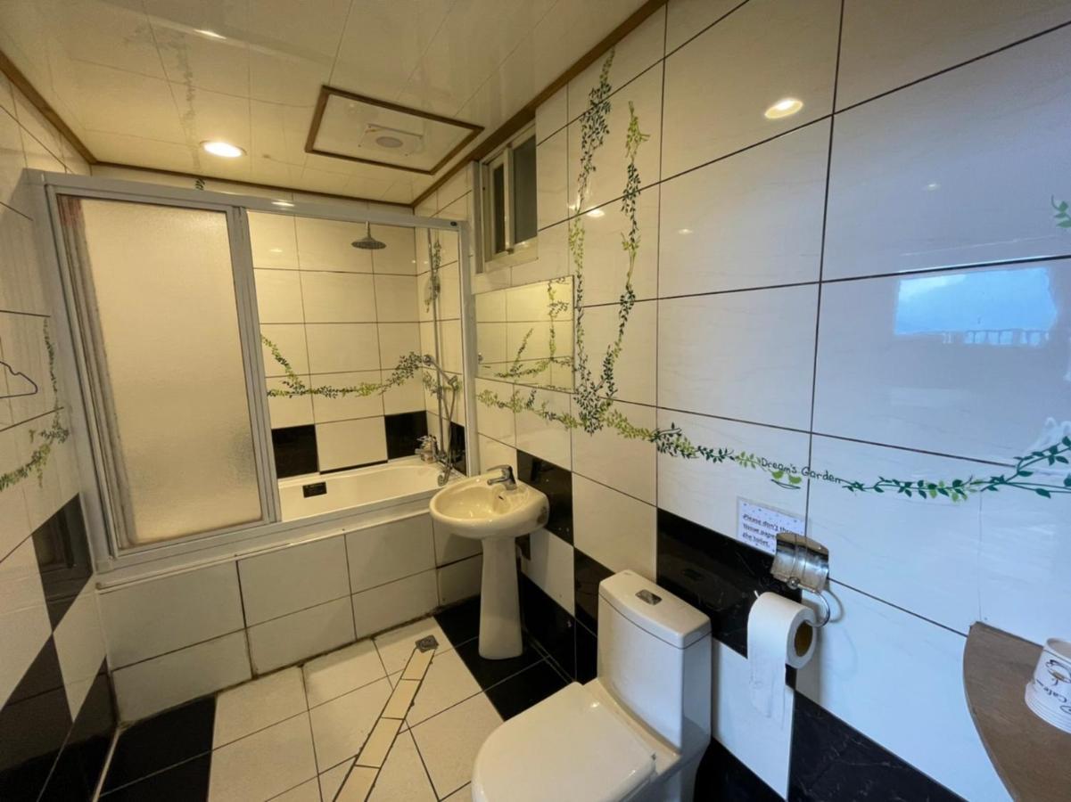 เอ็มมานูเอลฟาร์มเฮาส์ Apartment เหรินอ้าย ภายนอก รูปภาพ