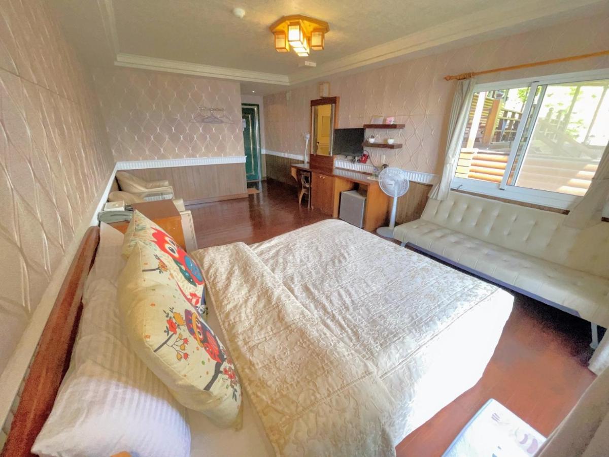 เอ็มมานูเอลฟาร์มเฮาส์ Apartment เหรินอ้าย ภายนอก รูปภาพ