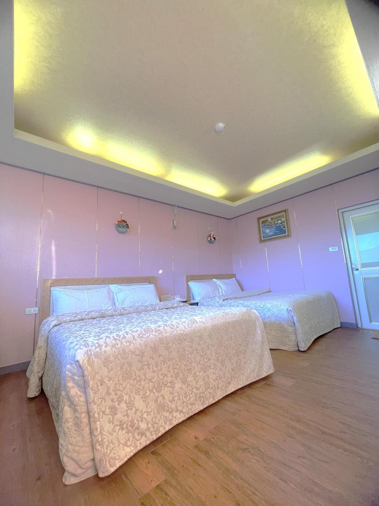 เอ็มมานูเอลฟาร์มเฮาส์ Apartment เหรินอ้าย ภายนอก รูปภาพ
